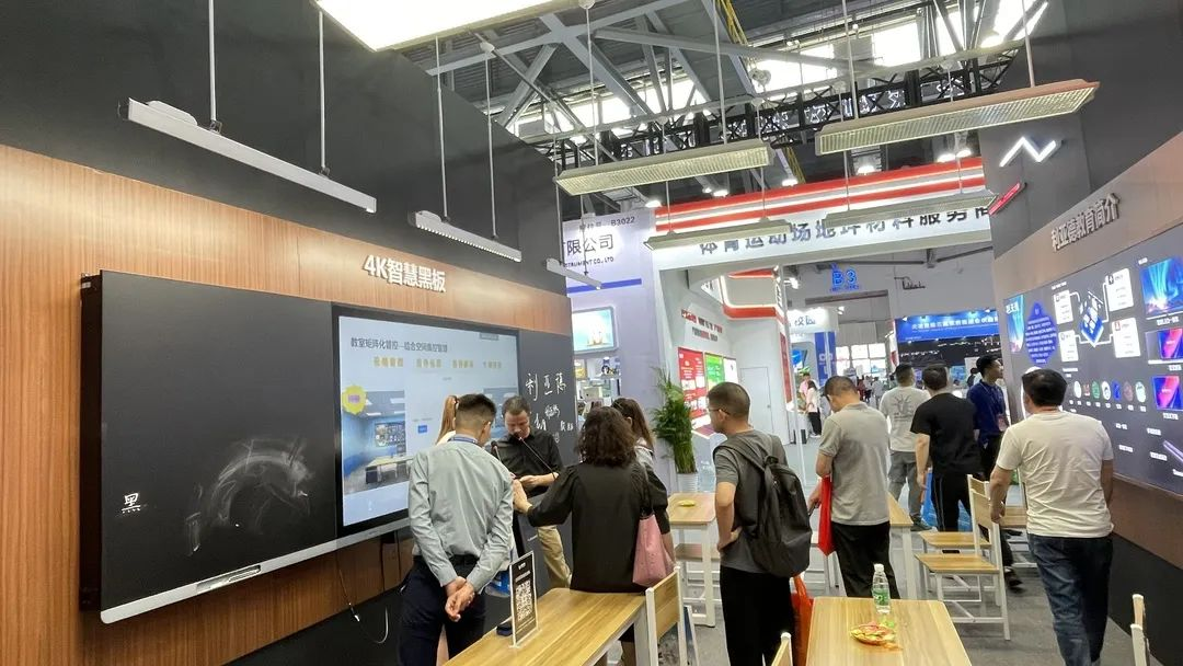 南宫NG·28(中国)相信品牌的力量教育新品及解决方案惊艳亮相81届教装展